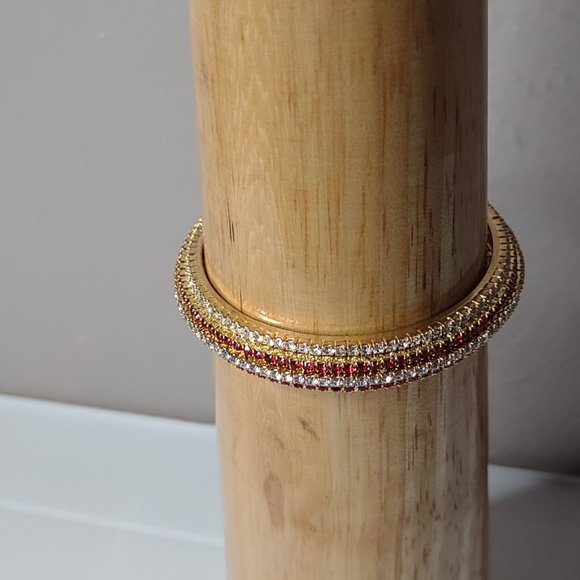 Small Metal Bangle With Clear And Red Stones - Picture 5 of 11